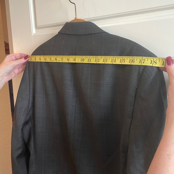 2 Piece Mens Suit Calvin Klein 38L 100% Wool 4 button Cuff. - Picture 10 of 16
